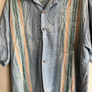 Tommy Bahama Blue Striped Tropical Shirt🥰🥰❤️